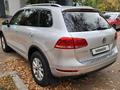 Volkswagen Touareg 2012 годаfor12 000 000 тг. в Алматы – фото 4