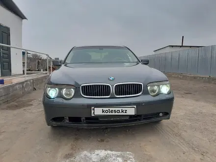 BMW 745 2001 года за 2 000 000 тг. в Тараз