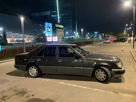 Mercedes-Benz E 230 1992 года за 1 000 000 тг. в Тараз – фото 9