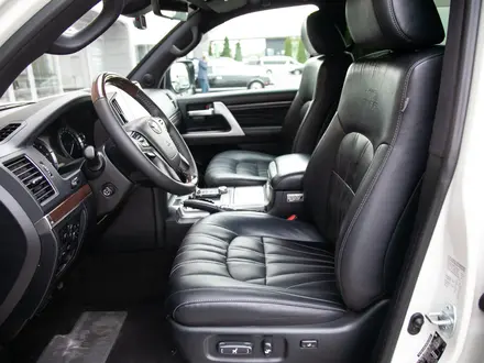 Toyota Land Cruiser 2019 года за 35 990 000 тг. в Алматы – фото 10