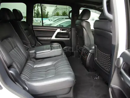 Toyota Land Cruiser 2019 года за 35 990 000 тг. в Алматы – фото 16