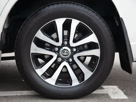 Toyota Land Cruiser 2019 года за 35 990 000 тг. в Алматы – фото 22