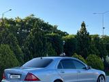 Mercedes-Benz S 320 2002 годаfor4 000 000 тг. в Актау