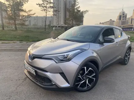 Toyota C-HR 2018 года за 13 500 000 тг. в Астана – фото 2