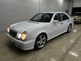 Mercedes-Benz E 320 1996 года за 2 700 000 тг. в Тараз – фото 2