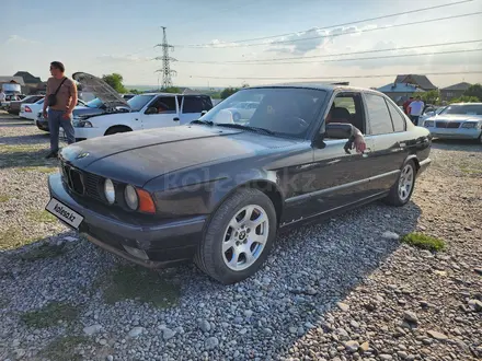 BMW 520 1992 годаүшін1 400 000 тг. в Сарыагаш