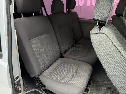 Volkswagen Caravelle 2014 года за 10 000 000 тг. в Атырау – фото 8
