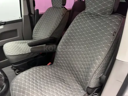 Volkswagen Caravelle 2014 года за 10 000 000 тг. в Атырау – фото 9