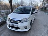 Nissan Serena 2011 года за 7 500 000 тг. в Семей