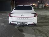 Hyundai Sonata 2023 годаfor12 000 000 тг. в Шымкент – фото 3