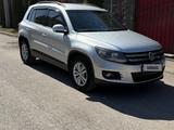 Volkswagen Tiguan 2015 года за 5 100 000 тг. в Алматы – фото 2