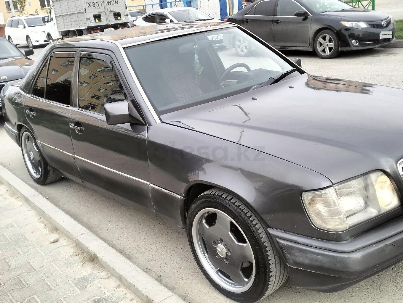 Mercedes-Benz E 280 1994 г.