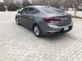 Hyundai Elantra 2019 года за 6 900 000 тг. в Актау – фото 4