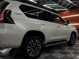 Toyota Land Cruiser Prado 2022 года за 37 000 000 тг. в Павлодар – фото 2