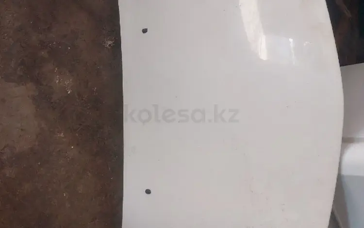 Капот фав v 5 за 45 000 тг. в Актобе