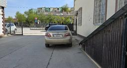 Toyota Camry 2006 года за 4 500 000 тг. в Жанаозен – фото 3