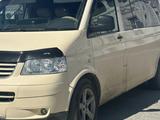 Volkswagen Transporter 2006 года за 4 800 000 тг. в Атырау – фото 2