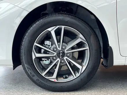 Kia Cerato Luxe 2.0 2026 года за 10 990 000 тг. в Костанай – фото 9