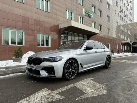 BMW 540 2017 года за 25 000 000 тг. в Алматы – фото 15