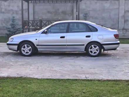 Toyota Carina E 1997 года за 2 500 000 тг. в Тараз – фото 4