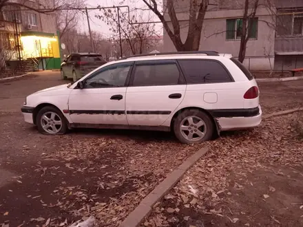 Toyota Avensis 1999 года за 2 400 000 тг. в Ушарал