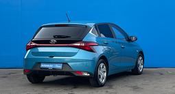 Hyundai i20 2023 годаfor8 430 000 тг. в Алматы – фото 4