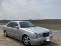 Mercedes-Benz E 240 2001 годаүшін4 800 000 тг. в Жанаозен – фото 4