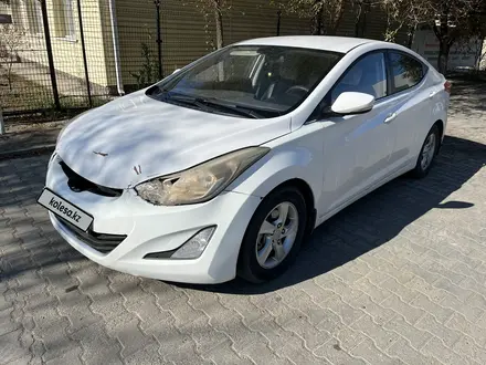 Hyundai Elantra 2014 года за 6 400 000 тг. в Атырау – фото 2