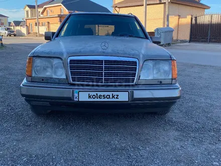 Mercedes-Benz E 300 1995 годаүшін1 200 000 тг. в Караганда