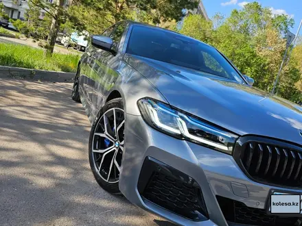 BMW 530 2023 года за 35 400 000 тг. в Астана – фото 2