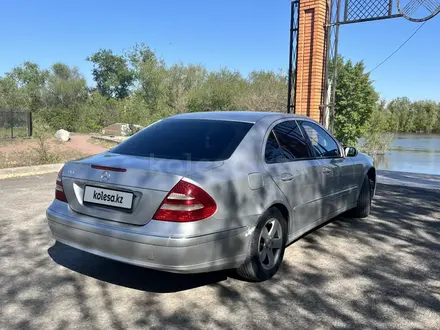 Mercedes-Benz E 240 2002 года за 3 500 000 тг. в Уральск – фото 3