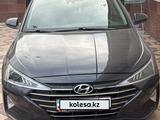 Hyundai Elantra 2019 года за 7 000 000 тг. в Сарыагаш – фото 2