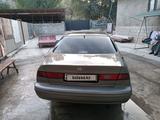 Toyota Camry 1998 годаүшін2 100 000 тг. в Жаркент – фото 3
