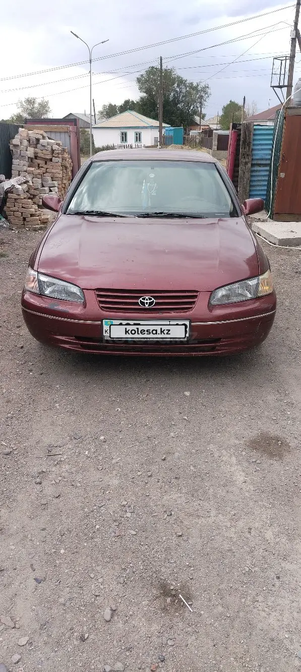Toyota Camry, 1999