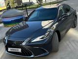 Lexus ES 350 2022 года за 27 900 000 тг. в Алматы – фото 3