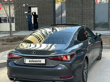 Lexus ES 350 2022 года за 27 900 000 тг. в Алматы – фото 7