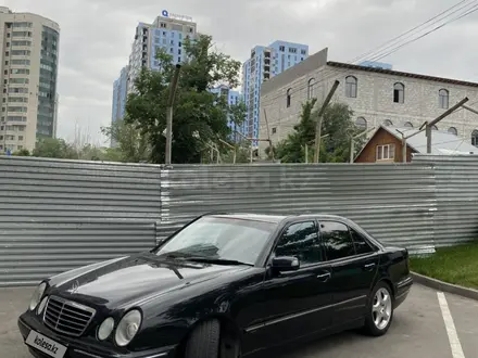 Mercedes-Benz E 320 2001 года за 5 150 000 тг. в Алматы – фото 20