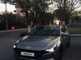 Hyundai Elantra 2021 года за 10 400 000 тг. в Атырау