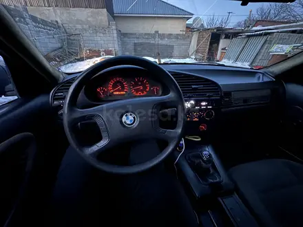 BMW 320 1992 года за 1 300 000 тг. в Алматы – фото 7