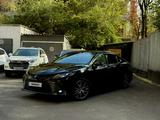 Toyota Camry 2023 годаүшін15 500 000 тг. в Актобе – фото 3