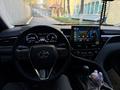 Toyota Camry 2023 годаүшін15 500 000 тг. в Актобе – фото 5