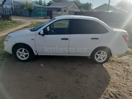 ВАЗ (Lada) Granta 2190 2013 годаүшін3 500 000 тг. в Актобе – фото 3