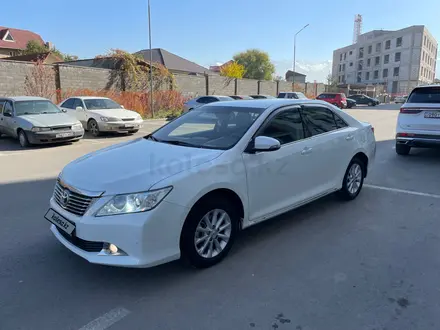 Toyota Camry 2014 года за 8 500 000 тг. в Алматы – фото 2