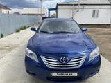 Toyota Camry 2007 года за 2 900 000 тг. в Атырау