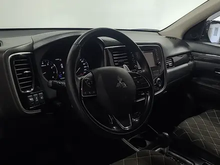 Mitsubishi Outlander 2017 года за 7 990 000 тг. в Алматы – фото 21