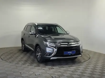Mitsubishi Outlander 2017 года за 7 990 000 тг. в Алматы – фото 3