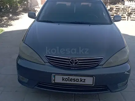 Toyota Camry 2004 года за 4 600 000 тг. в Жанаозен – фото 3