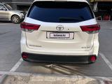 Toyota Highlander 2016 годаүшін11 000 000 тг. в Актау – фото 3