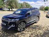 Toyota Land Cruiser 2016 года за 32 500 000 тг. в Актобе – фото 4