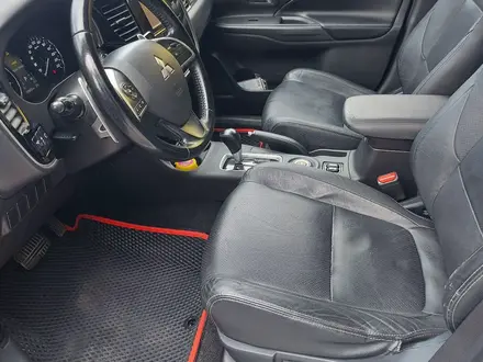 Mitsubishi Outlander 2013 года за 7 000 000 тг. в Алматы – фото 13